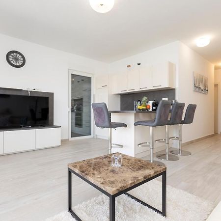Apartments Tony مالي لوشينغْ المظهر الخارجي الصورة